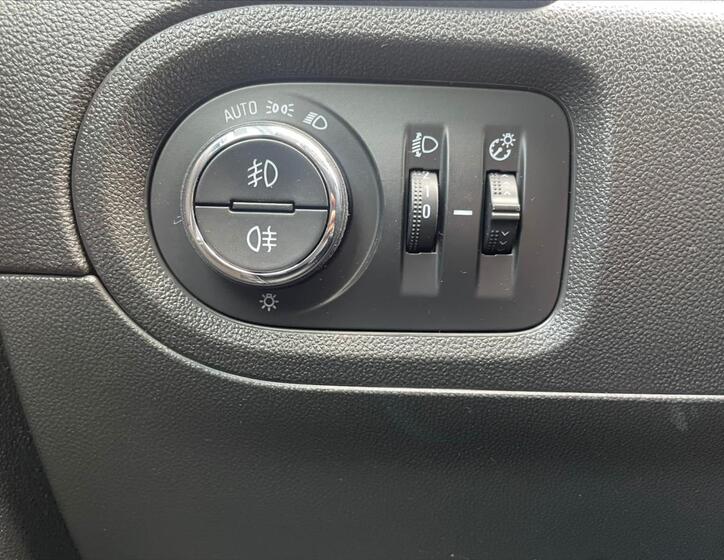 Opel Grandland X 18