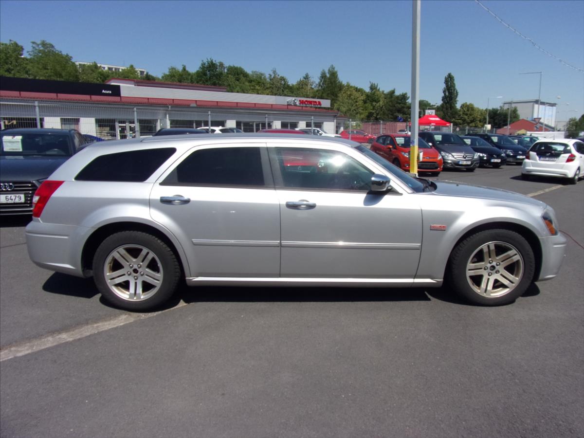 Dodge Magnum