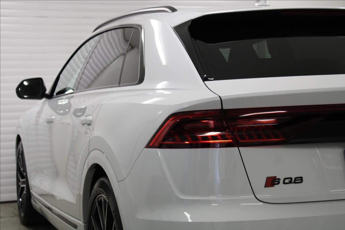 Audi SQ8