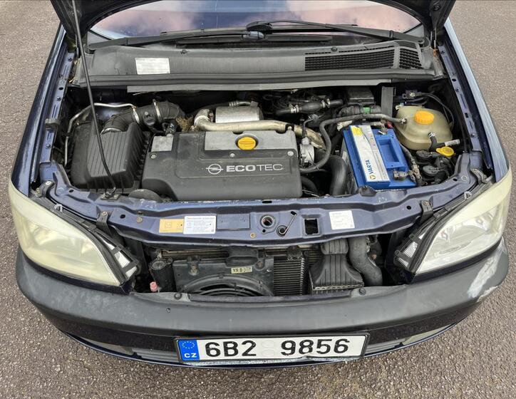 Opel Zafira 20