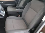 Toyota ProAce 9