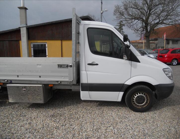 Mercedes-Benz Sprinter 4