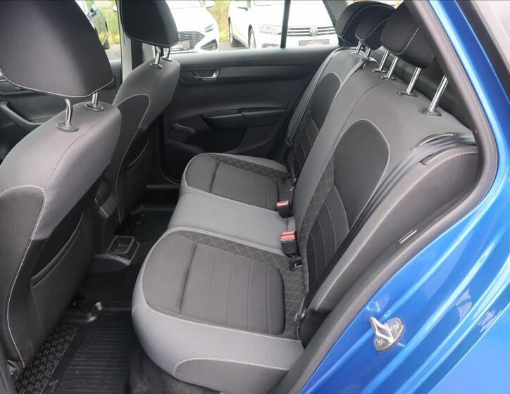 Škoda Fabia 16