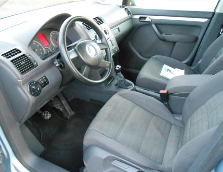 Volkswagen Touran 7