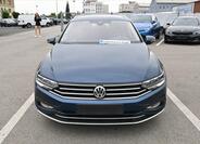 Volkswagen Passat 1