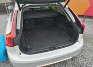 Volvo V90 22