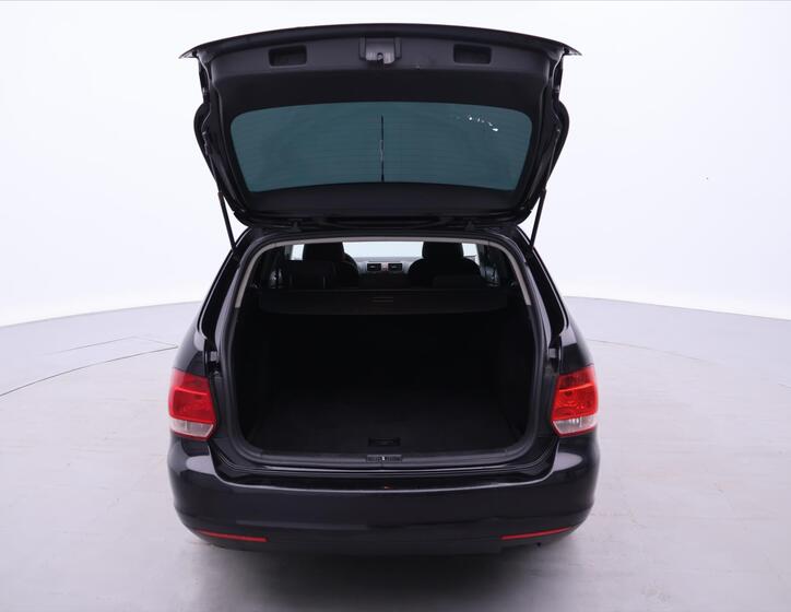 Volkswagen Golf 9