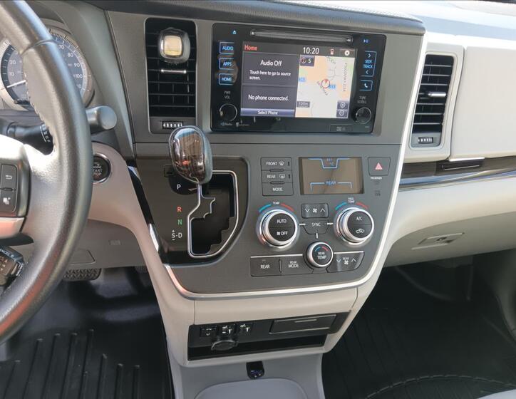 Toyota Sienna 23