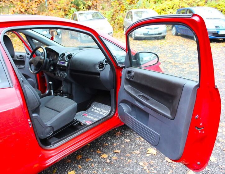Mitsubishi Colt 12