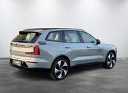 Volvo EX90 3