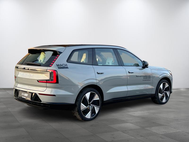 Volvo EX90
