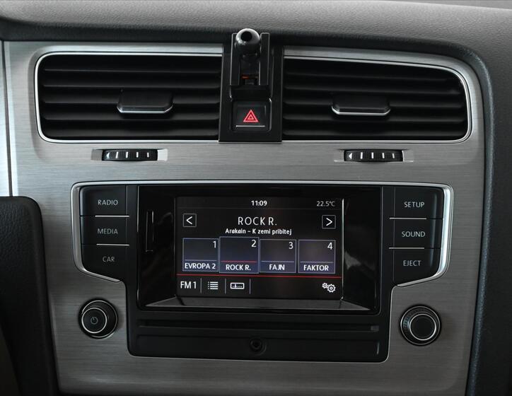 Volkswagen Golf 17