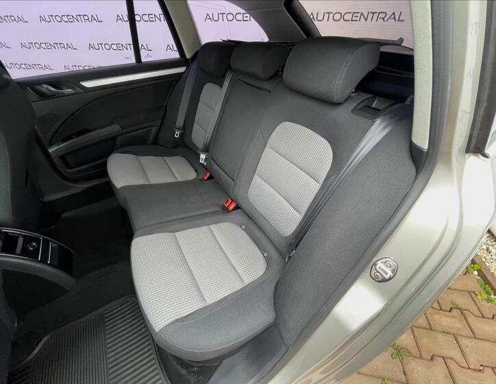 Škoda Superb 22