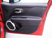 Jeep Renegade 13