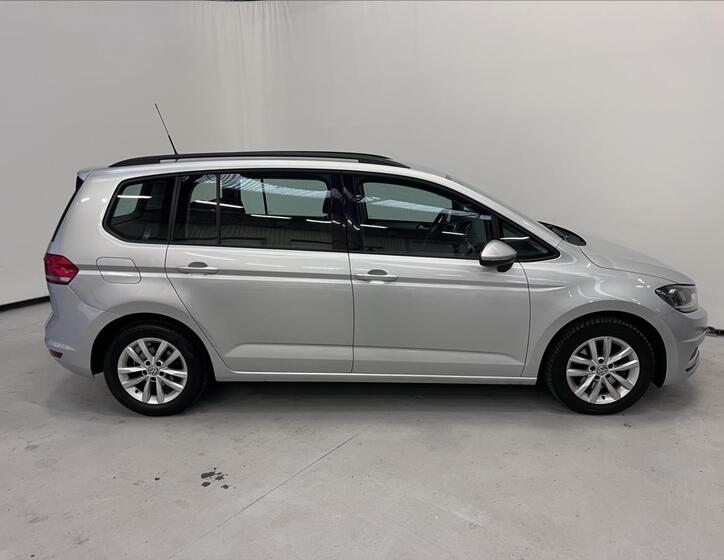 Volkswagen Touran 3