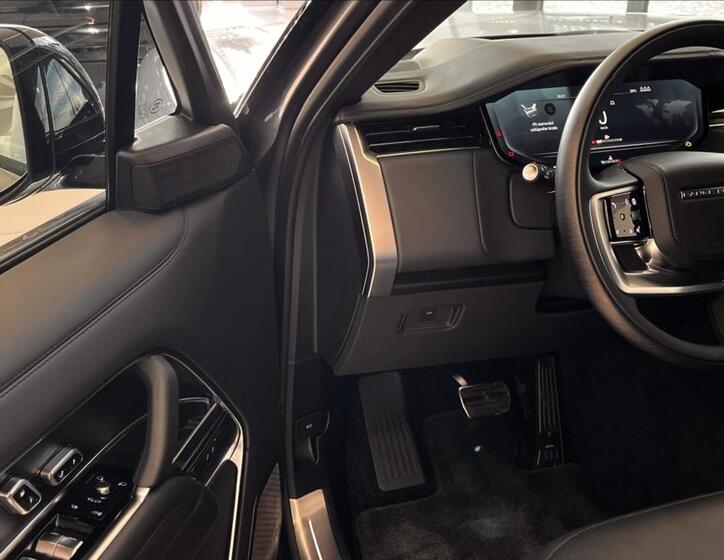 Land Rover Range Rover 7