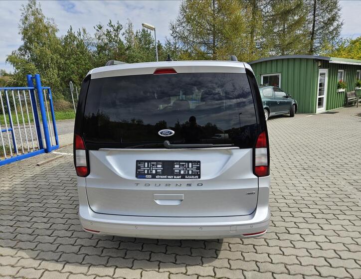Ford Tourneo Connect 6