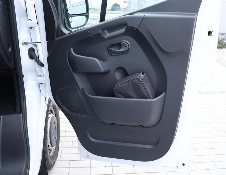 Renault Master 13