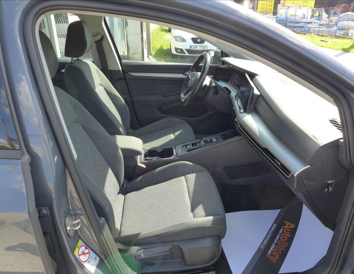 Volkswagen Golf 40