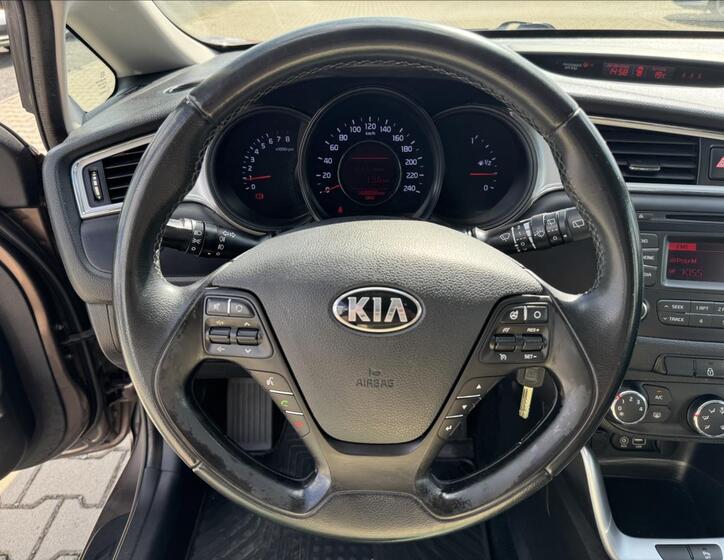KIA Ceed 14