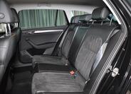 Škoda Superb 9
