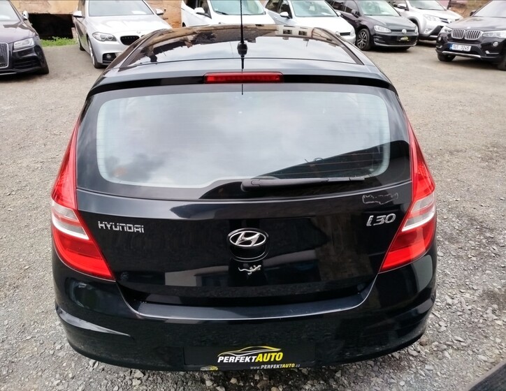 Hyundai i30 4