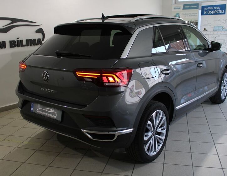 Volkswagen T-Roc 5