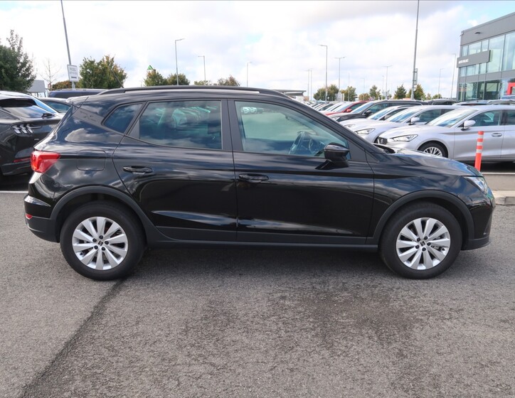 Seat Arona 9