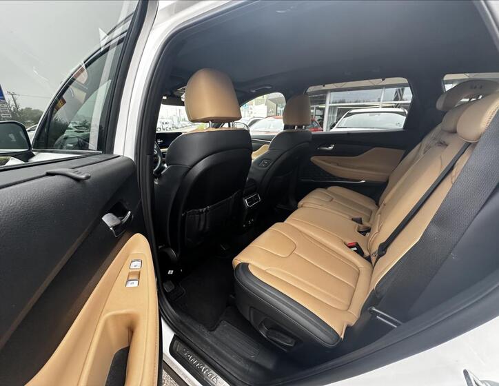 Hyundai Santa Fe 6