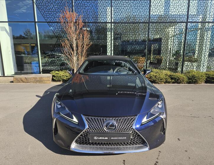 Lexus LC 500 32