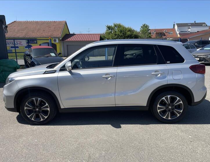 Suzuki Vitara 8