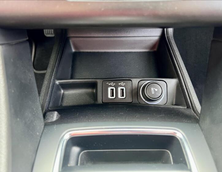 Ford Mondeo 39