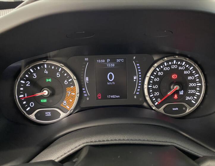 Jeep Renegade 11