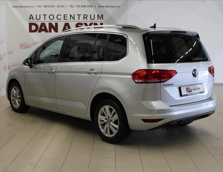 Volkswagen Touran 6