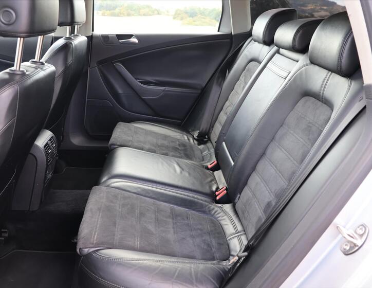Volkswagen Passat 16