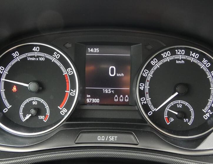Škoda Fabia 13