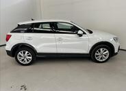 Audi Q2 3