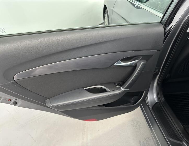Hyundai i40 25