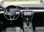 Volkswagen Passat 9
