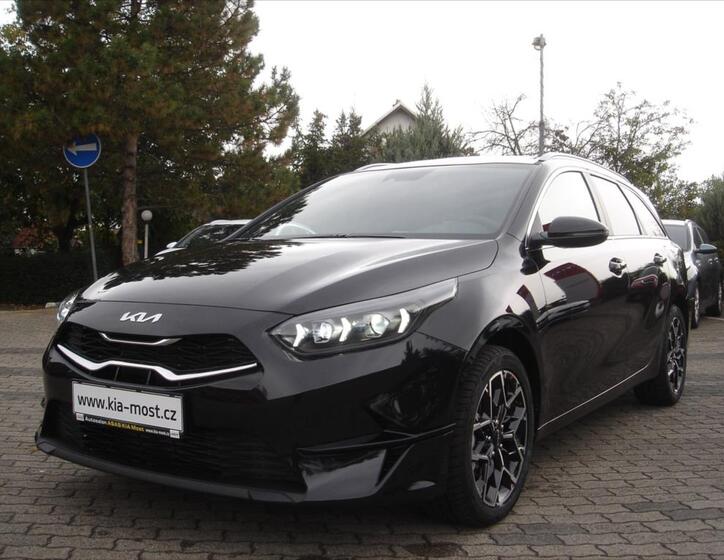 KIA Ceed 4