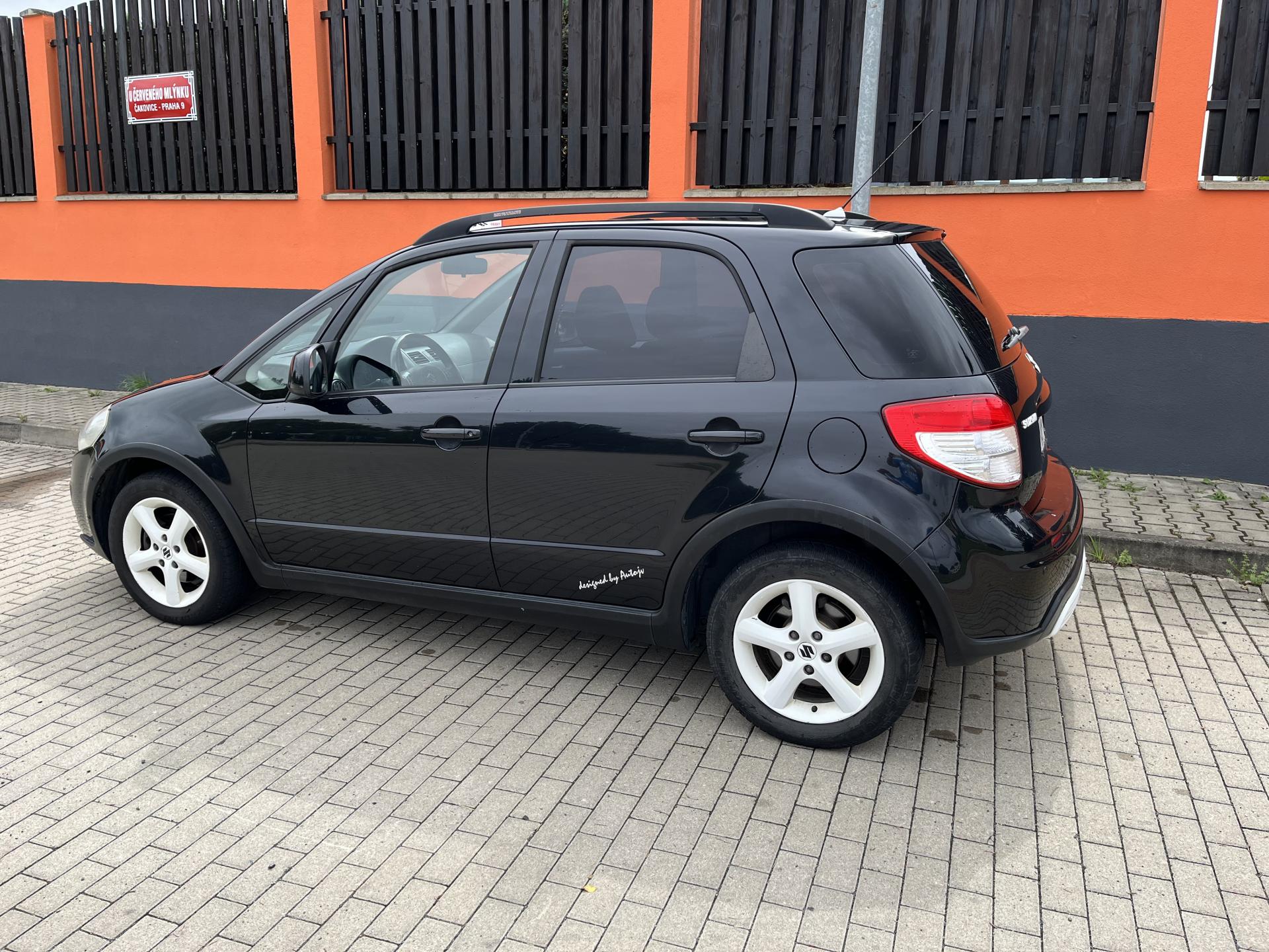 Suzuki SX4