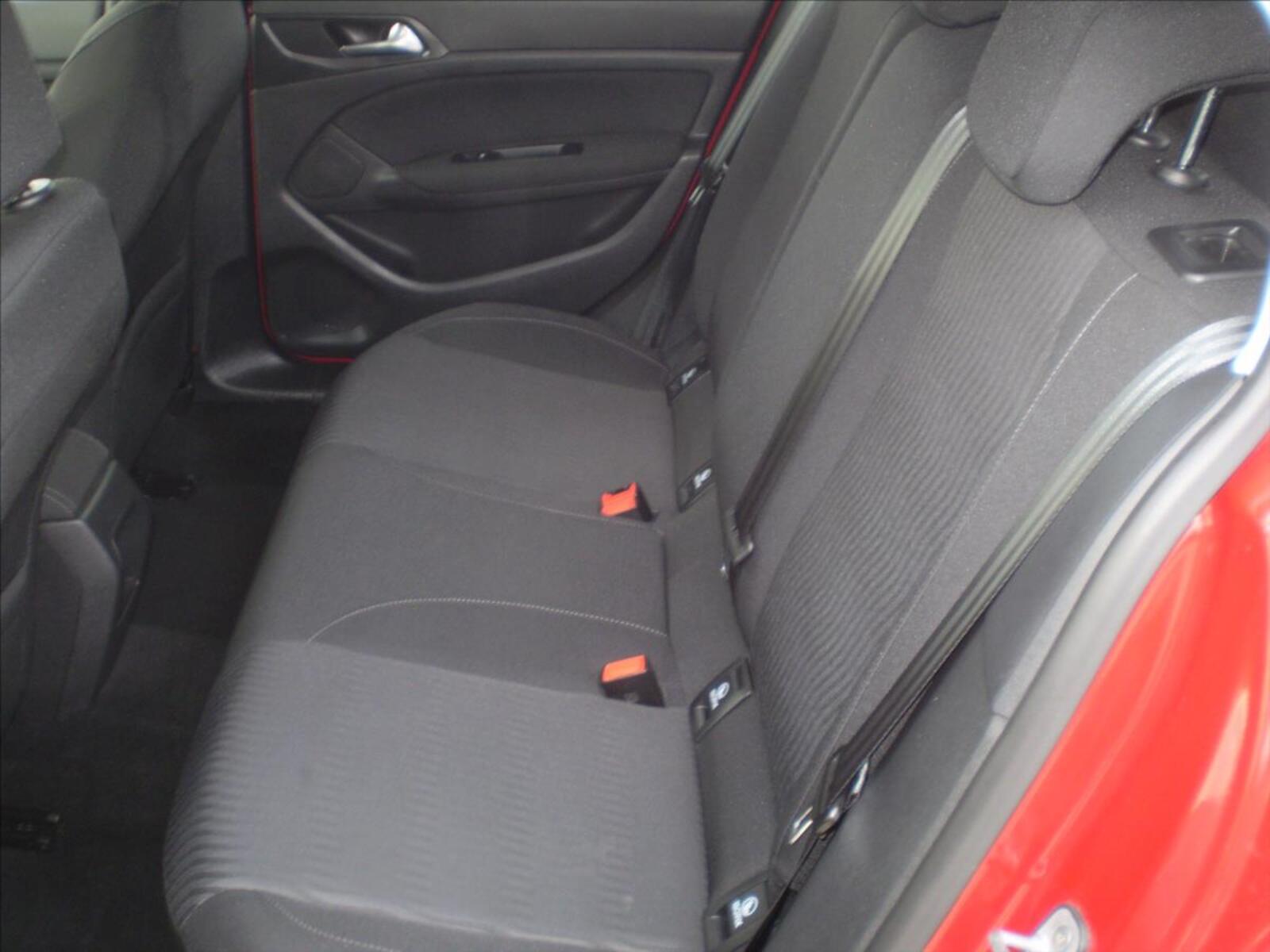 Peugeot 308 14