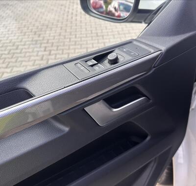 Volkswagen Multivan 24