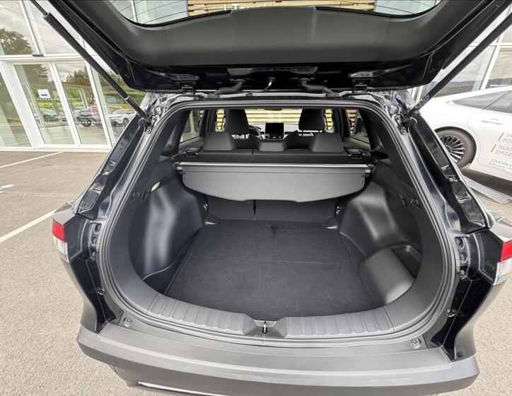 Toyota Corolla Cross 9