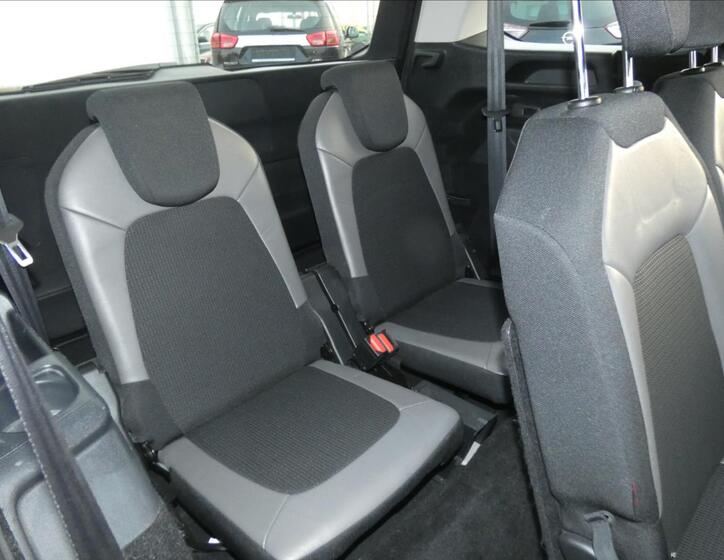 Citroën C4 Picasso 12