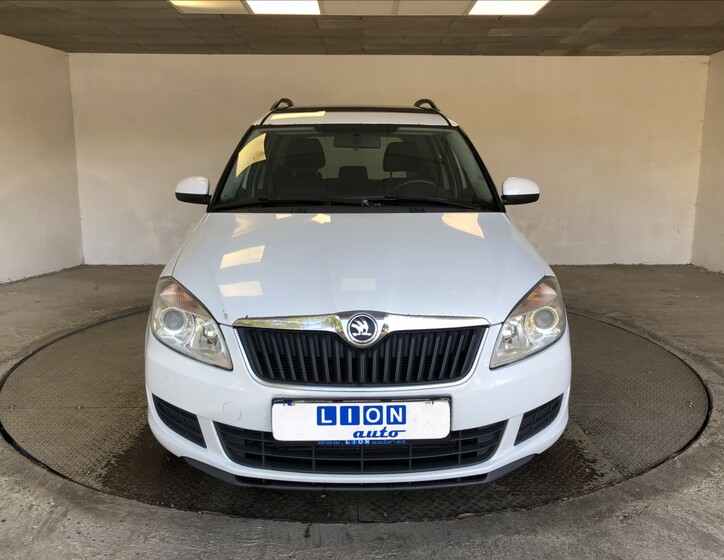 Škoda Roomster 2
