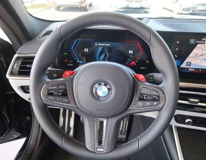 BMW M4 15