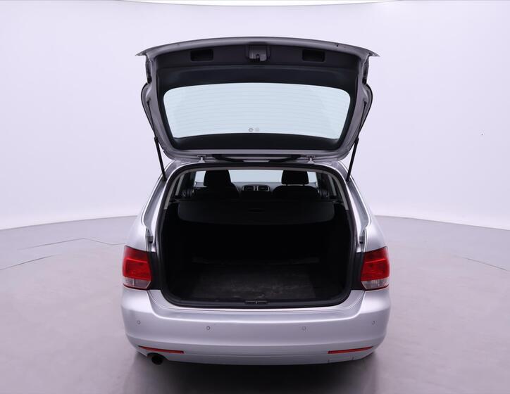 Volkswagen Golf 9