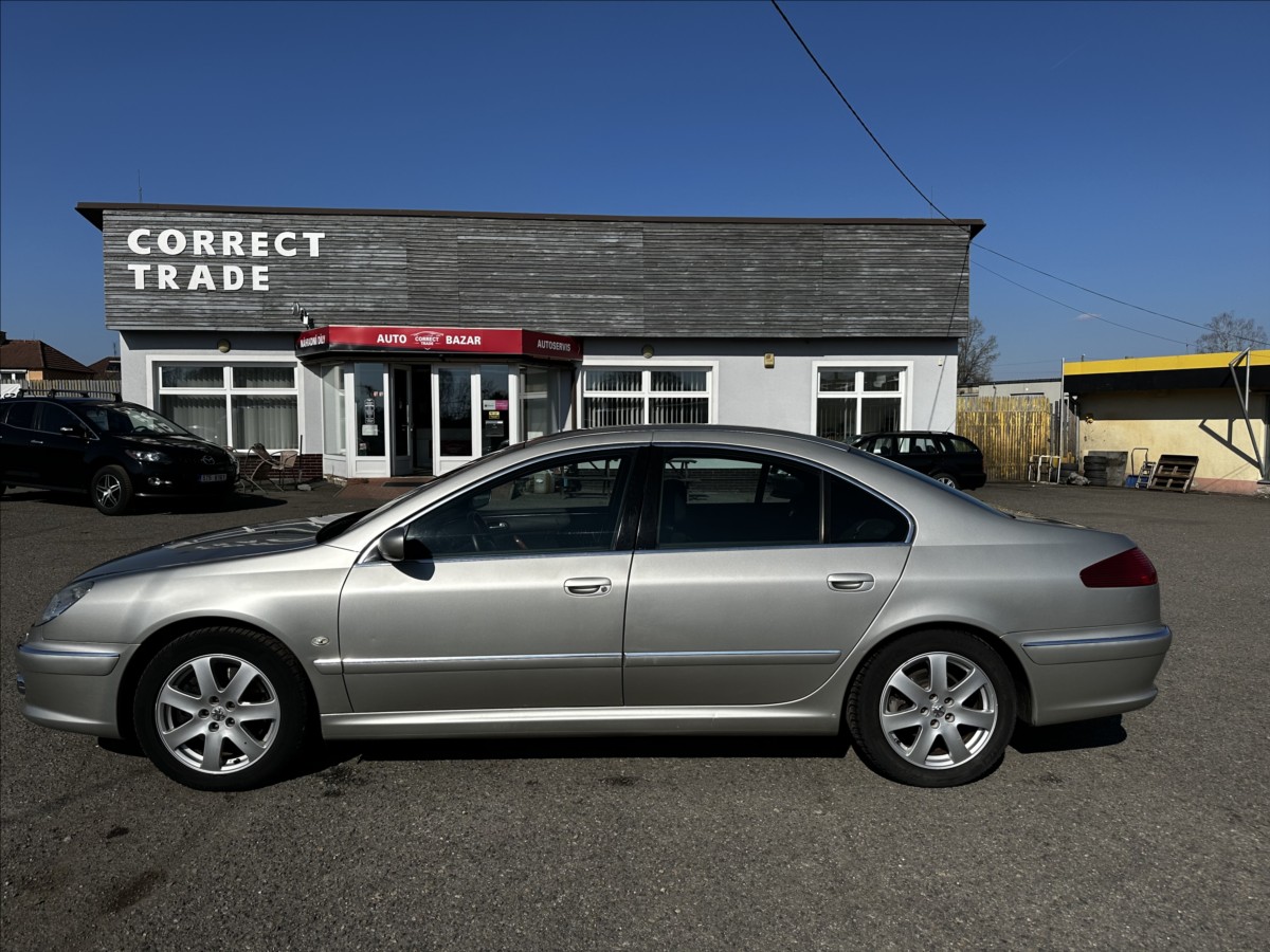 Peugeot 607