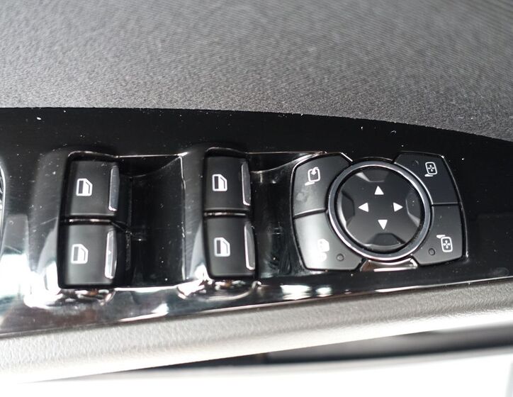 Ford Mondeo 19